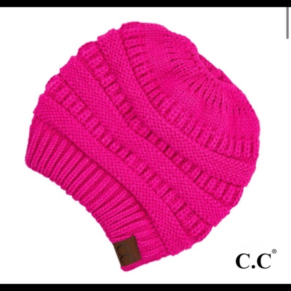 CC messy bun beanie - Picture 7 of 7
